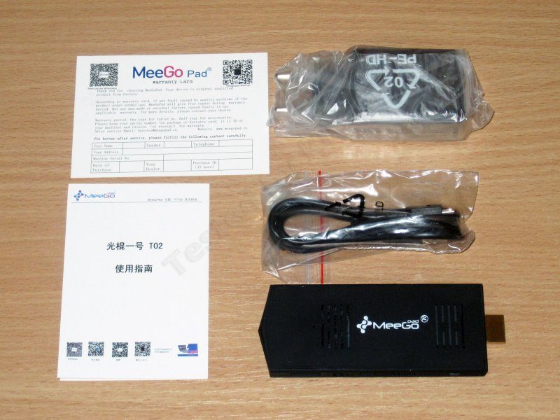 MeeGoPad T02, почти самый маленький компьютер под управлением Windows 8.1