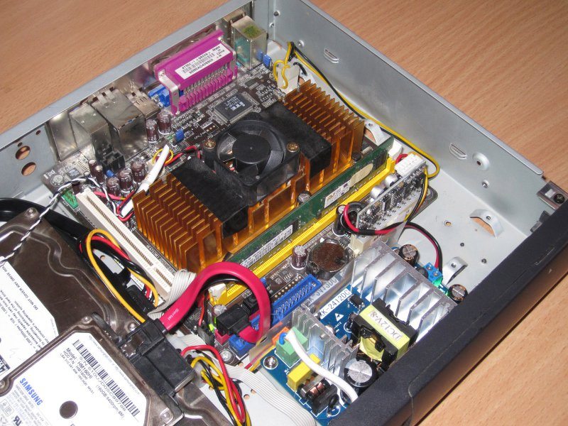 Многоканальный DC-DC преобразователь Pico PSU ATX и немножко о его применении