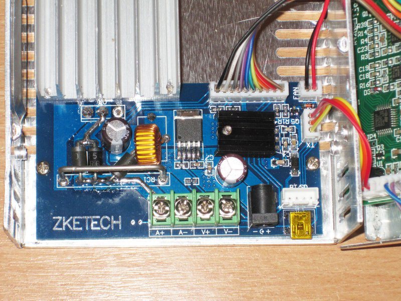 ZKE EBC-A10, многофункциональная электронная нагрузка с функцией тестера аккумуляторов