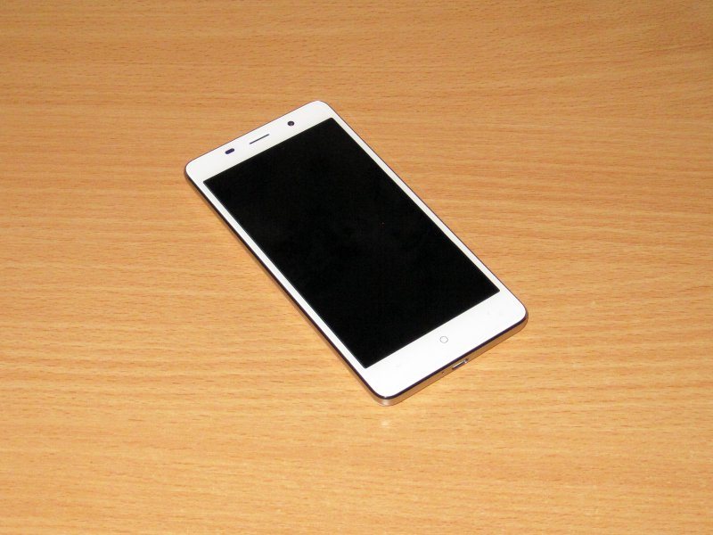 Еще один взгляд на смартфон Leagoo M5