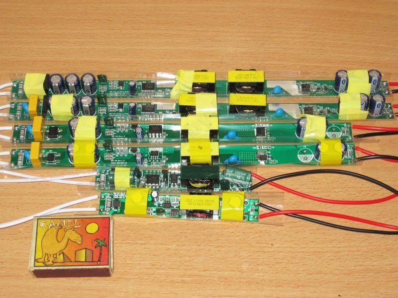 Шесть 12 вольт блоков-палок мощностью от 18 до 72 ватт