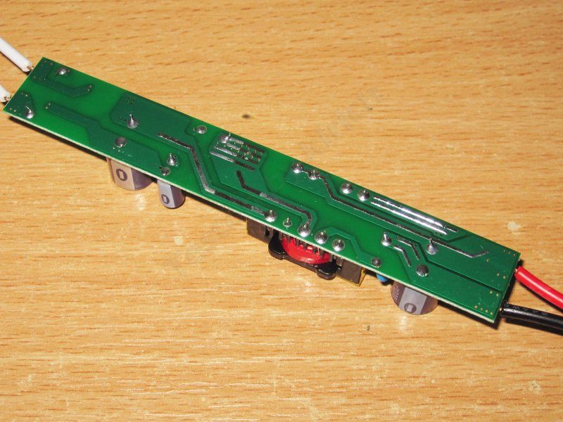 Шесть 12 вольт блоков-палок мощностью от 18 до 72 ватт