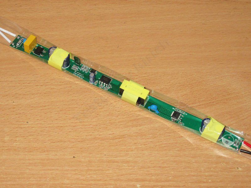 Шесть 12 вольт блоков-палок мощностью от 18 до 72 ватт