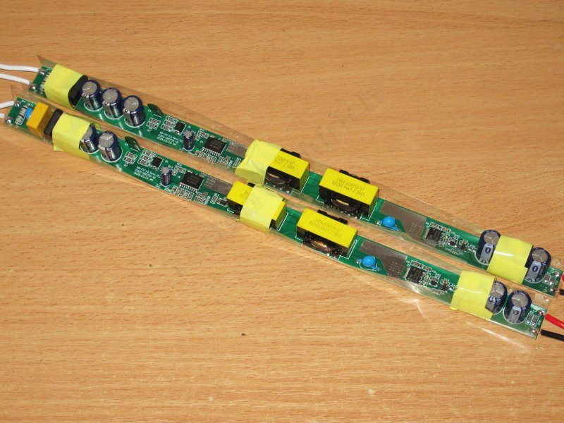 Шесть 12 вольт блоков-палок мощностью от 18 до 72 ватт