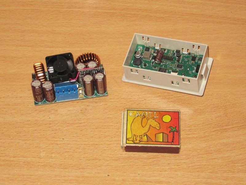 RK6006H, регулируемый DCDC с универсальным питанием.